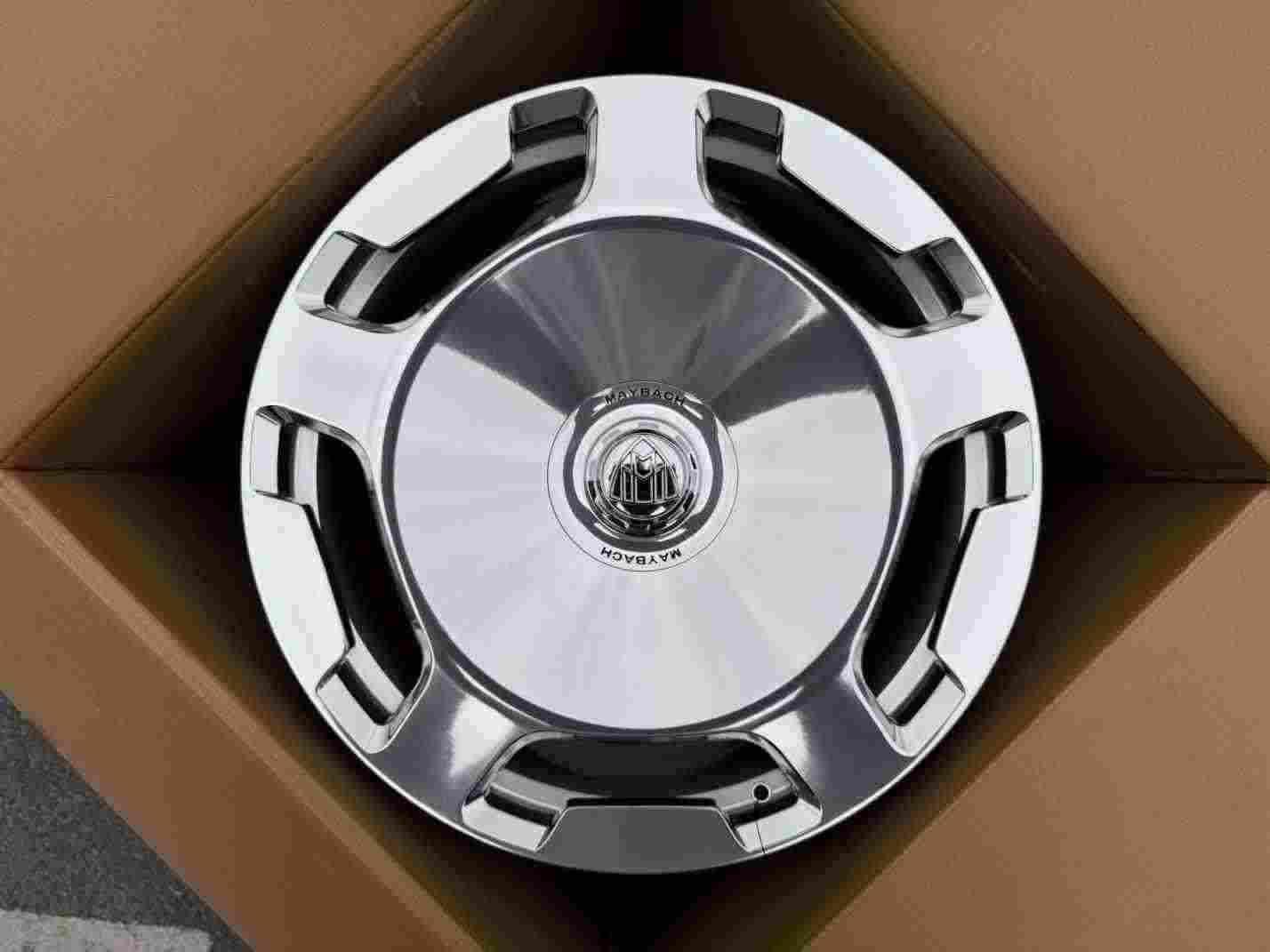 Кованые диски Ju-Tuning 1108 зеркальная полировка R21–R23 5x112 на Mercedes C/E/S, GLC, GLE