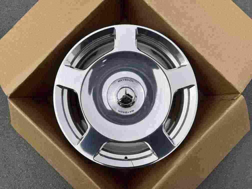Кованые диски Ju-Tuning 1135 зеркальная полировка R18–R21 5x112 на Mercedes C/E/S, GLC, GLE