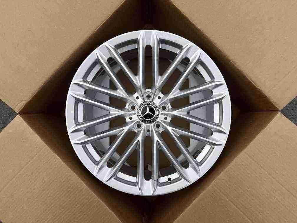 Кованые диски Ju-Tuning 1142 серебристый металлик R19 5x112 на Mercedes C/E/S, GLC, GLE