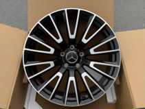 Кованые диски Ju-Tuning 1152 чёрный глянец R22 5x130 на Mercedes G-класс