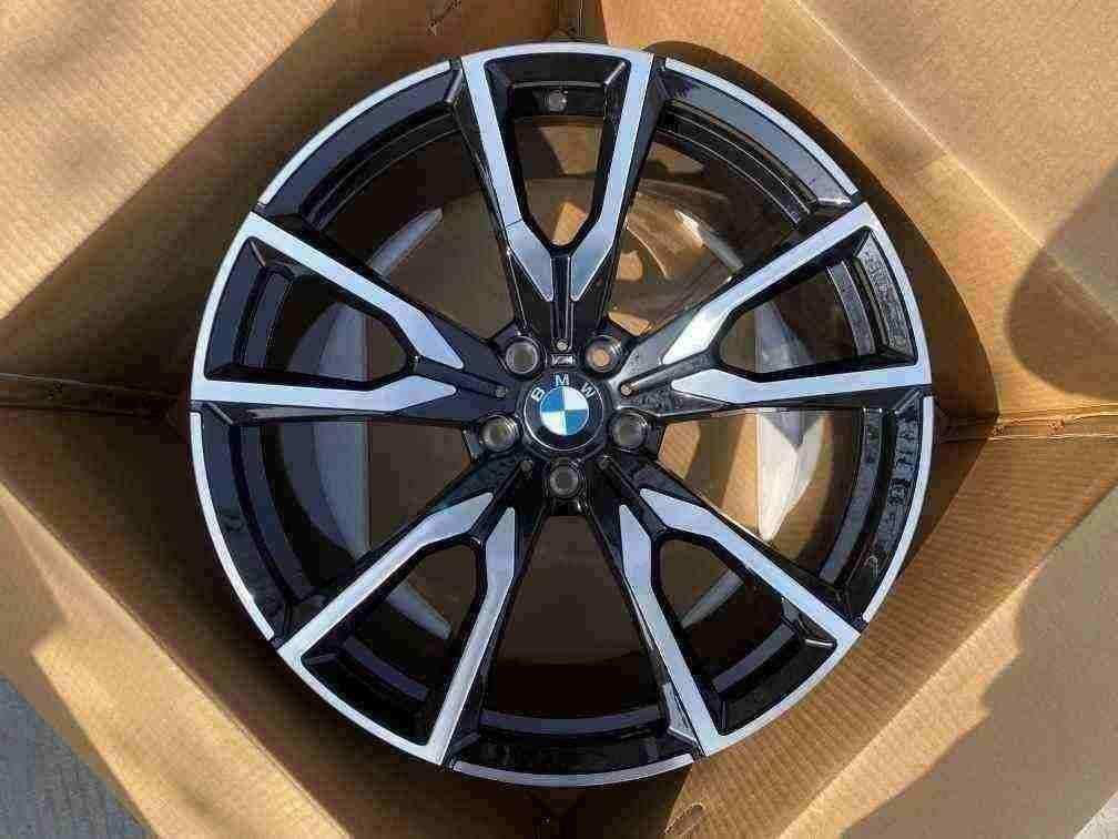 Кованые диски Ju-Tuning 1225 чёрный глянец R20–R22 5x112 / 5x120 на BMW G-серии, X3-X7
