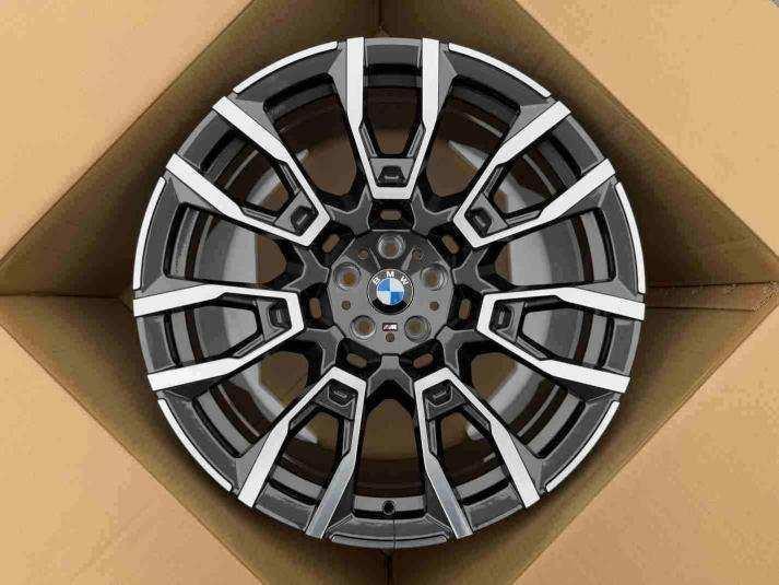 Кованые диски Ju-Tuning 1251 перламутровый чёрно-серый R21 5x112 на BMW G-серии, X3-X7