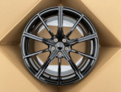 Кованые диски Ju-Tuning 1332 чёрный глянец R19–R20 5x112 на Audi A4-A8, Q5/Q7