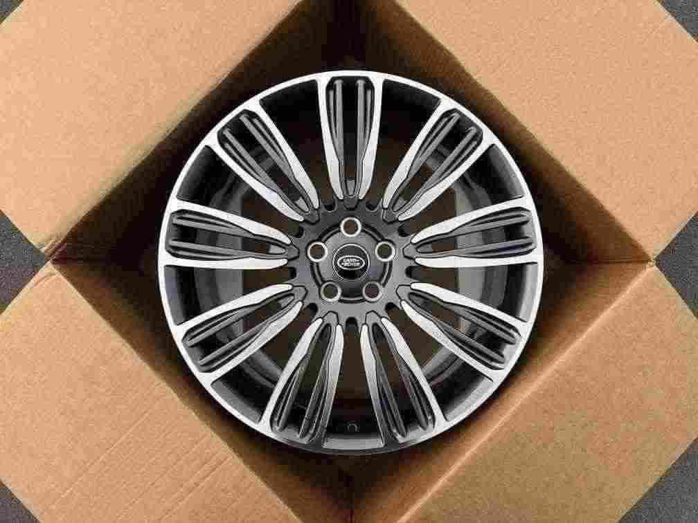 Кованые диски Ju-Tuning 1602 чёрный глянец R20–R22 5x108 / 5x120 на Range Rover, Defender