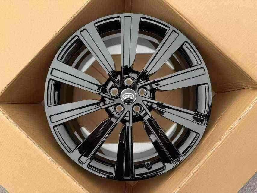 Кованые диски Ju-Tuning 1615B чёрный глянец R22 5x120 на Range Rover, Defender