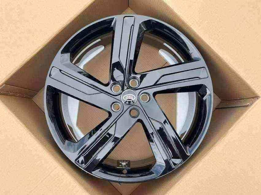 Кованые диски Ju-Tuning 1625 чёрный R21–R22 5x120 на Range Rover, Defender