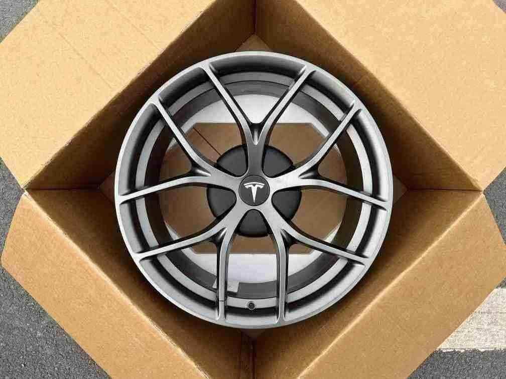 Кованые диски Ju-Tuning 1911 матовый графит mercedes gunmetal R18–R20 5x114.3 на Tesla 3/Y, BYD, Zeekr