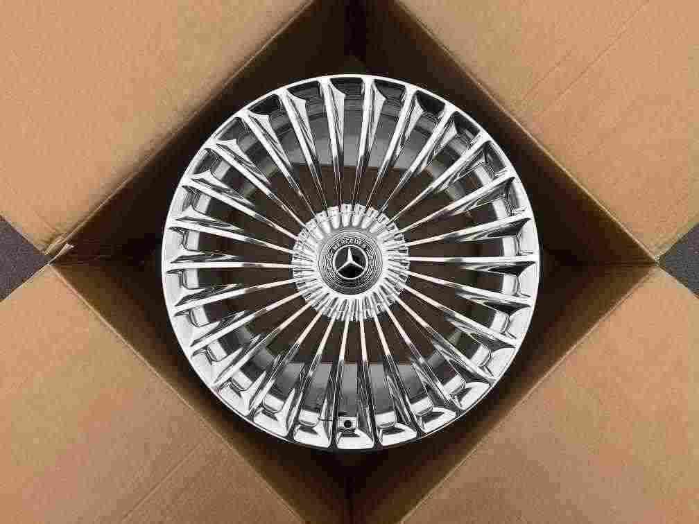 Кованые диски Ju-Tuning 1916C полировка R18–R20 5x112 / 5x120 / 5x114.3 на Mercedes C/E/S, GLC, GLE