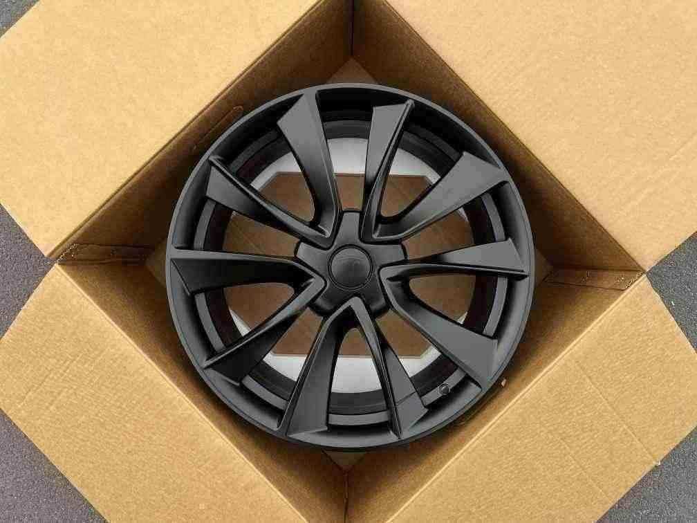 Кованые диски Ju-Tuning 1923 чёрный мат R18–R20 5x114.3 на Tesla 3/Y, BYD, Zeekr