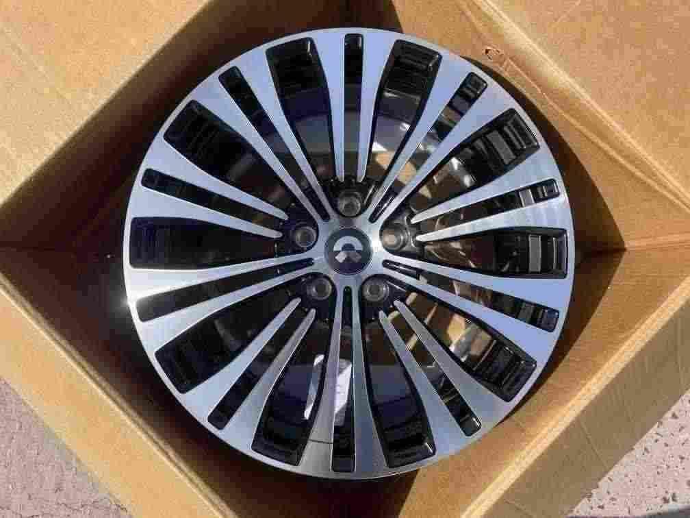 Кованые диски Ju-Tuning 1924 чёрный глянец R19–R21 5x120 на Tesla S/X, NIO, Hongqi
