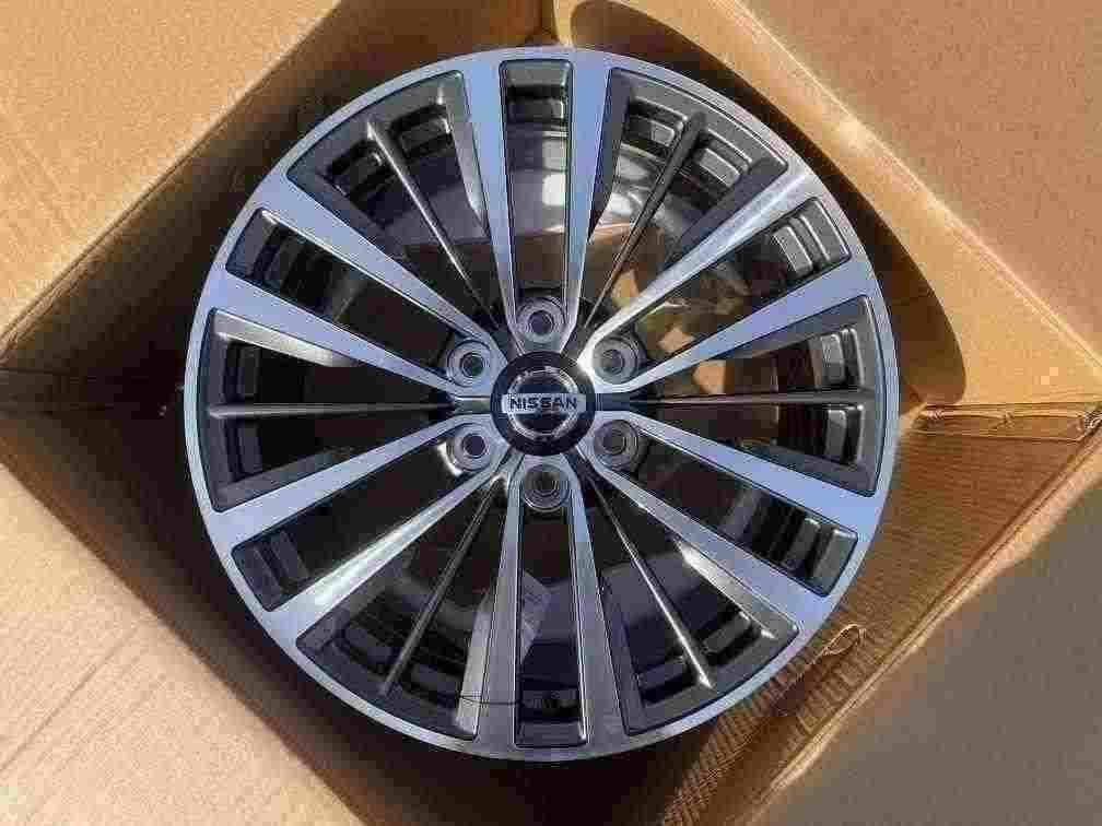 Кованые диски Ju-Tuning 1936 чёрный глянец R20 6x139.7 на Nissan, Jetour