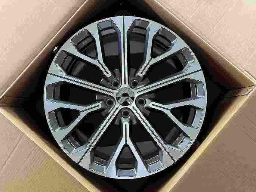 Кованые диски Ju-Tuning 1947 графит gunmetal R20 5x120 на Tesla S/X, NIO, Hongqi