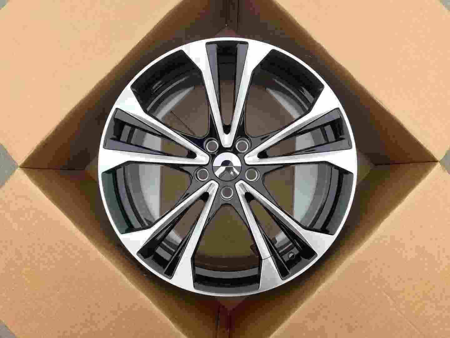 Кованые диски Ju-Tuning 1948 чёрный глянец R20–R22 5x120 на Tesla S/X, NIO, Hongqi