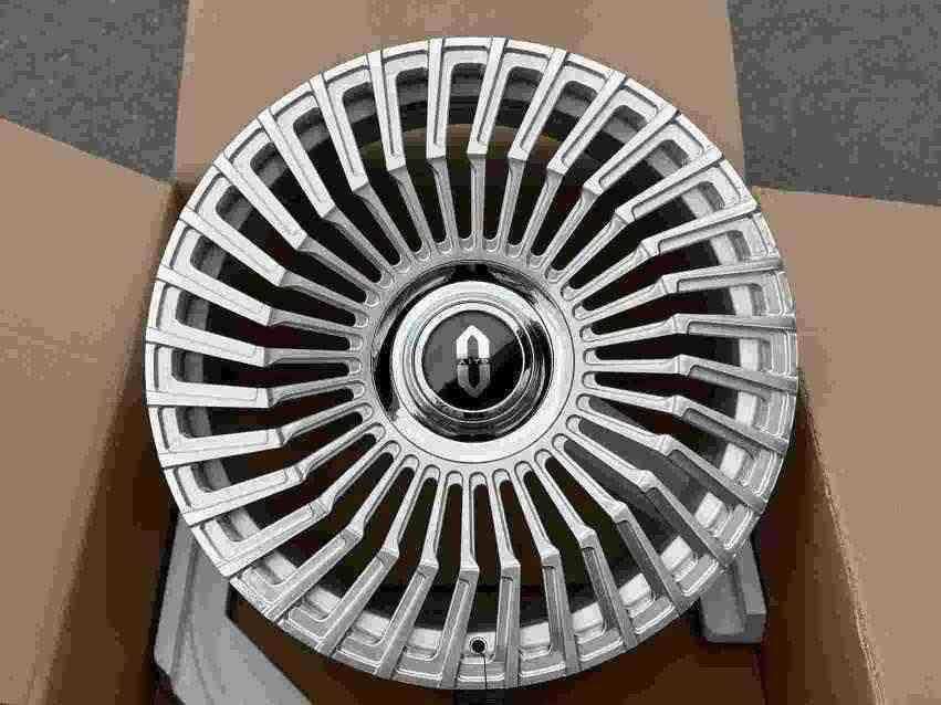 Кованые диски Ju-Tuning 1956 браширование R21–R22 5x120 на AITO, Li Auto, Xiaomi, Zeekr