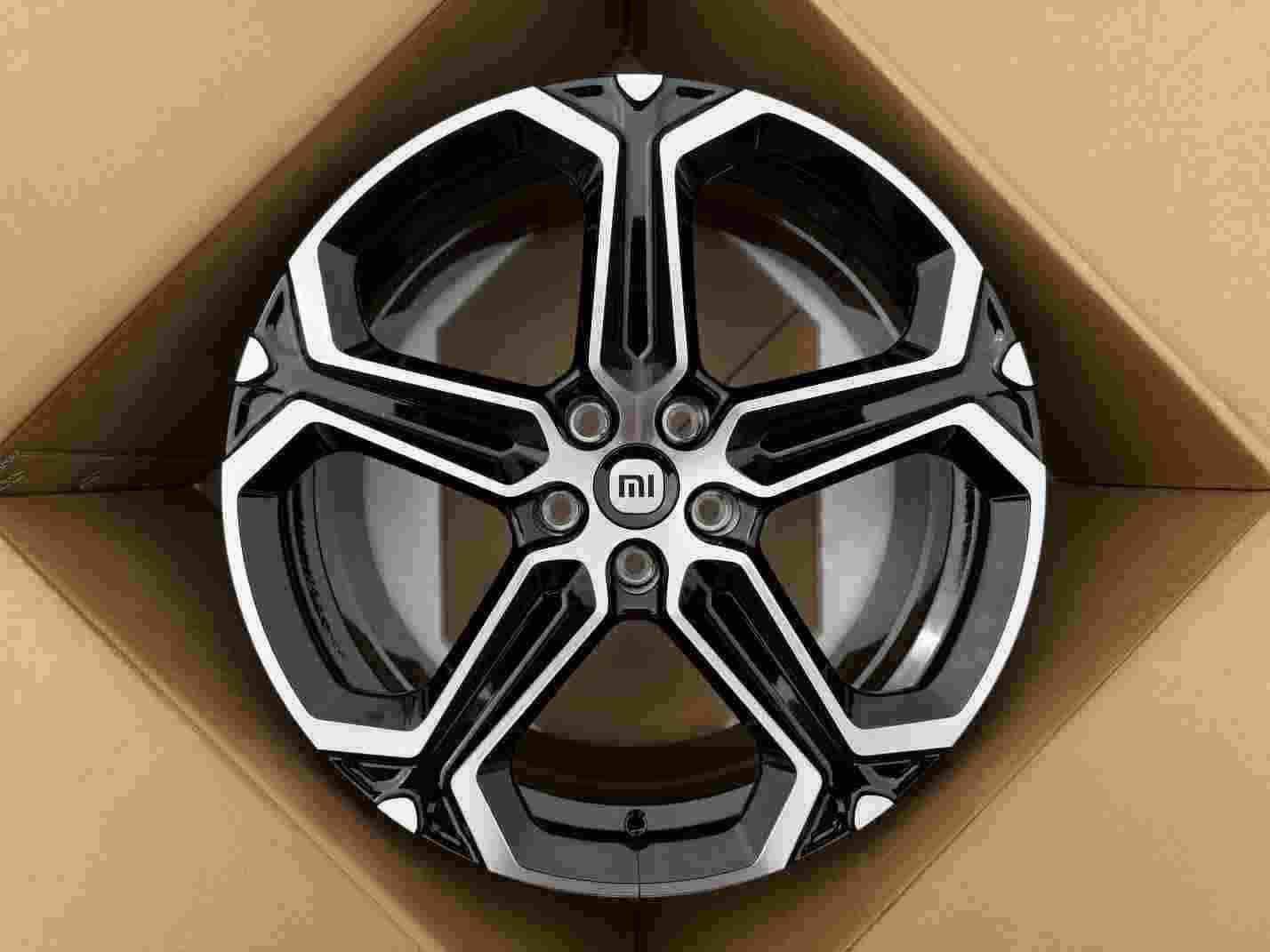 Кованые диски Ju-Tuning 1964 чёрный глянец R19–R20 5x114.3 на Tesla 3/Y, BYD, Zeekr