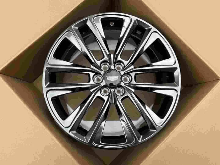 Кованые диски Ju-Tuning 1973 чёрный глянец повышенного блеска R18–R21 6x120 на Cadillac Escalade, Lincoln