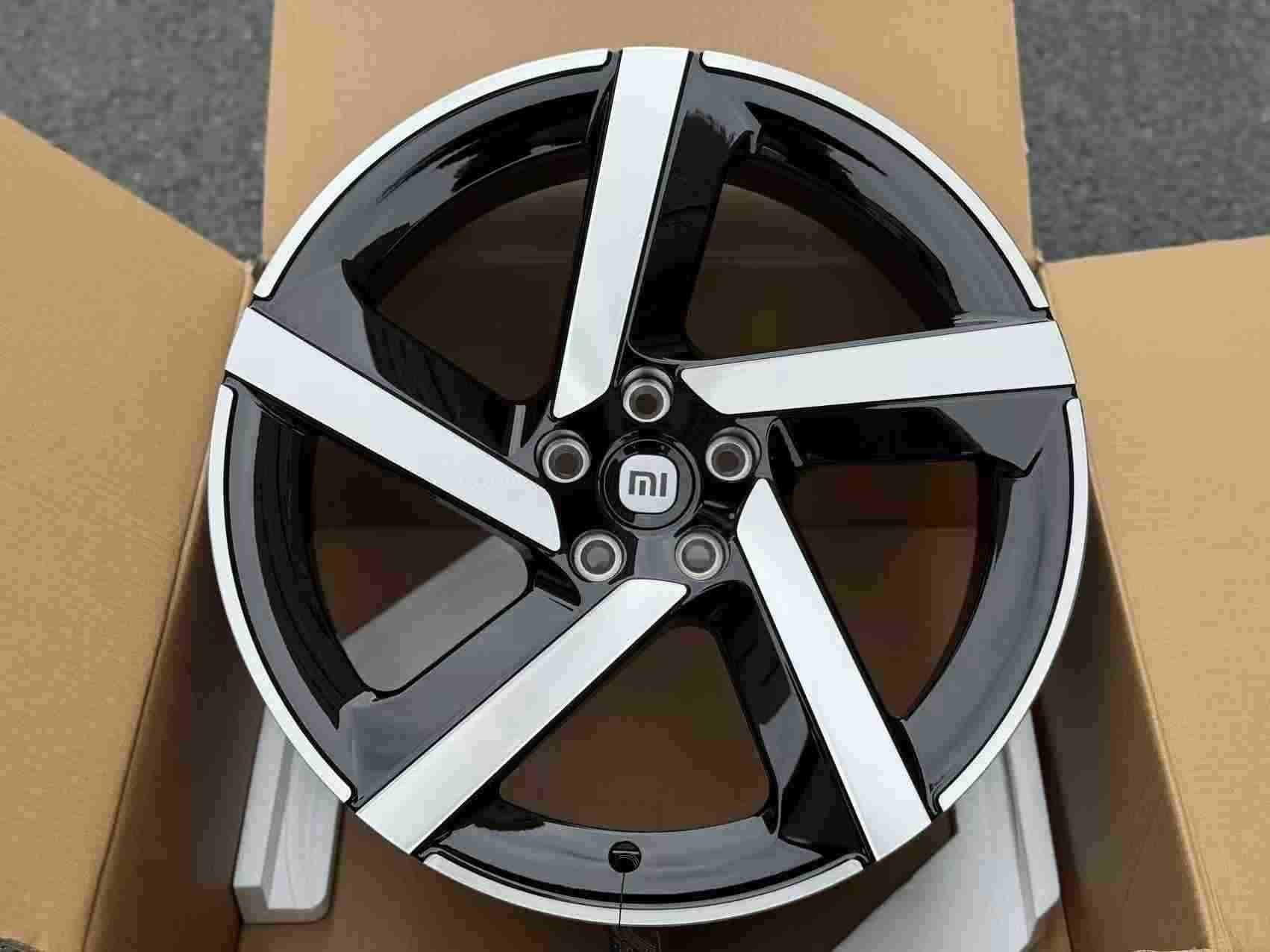 Кованые диски Ju-Tuning 1984 чёрный глянец R19–R21 5x114.3 на Tesla 3/Y, BYD, Zeekr