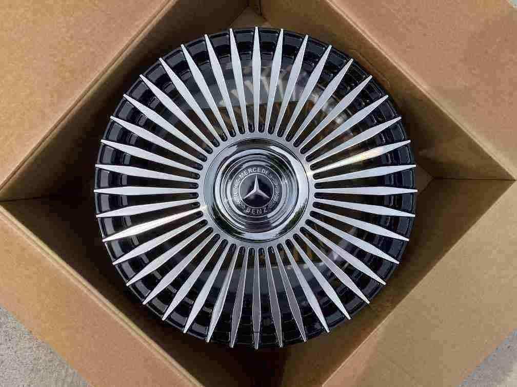 Кованые диски Ju-Tuning 2102 .5, чёрный глянец R19 5x112