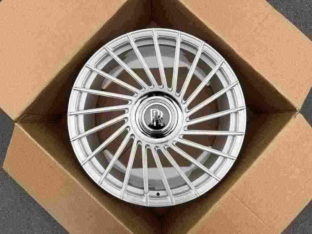Кованые диски Ju-Tuning 2170 браширование R20–R22 5x112 / 5x120