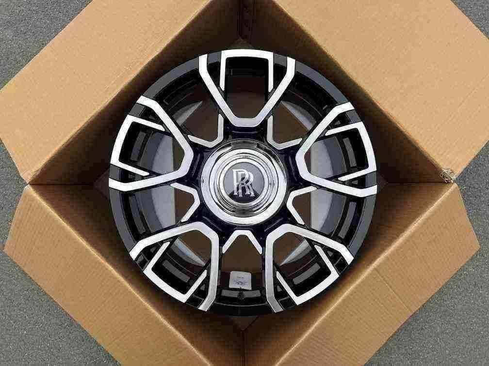 Кованые диски Ju-Tuning 2833 чёрный глянец R20–R22 5x120 / 5x112 на Bentley, Rolls-Royce