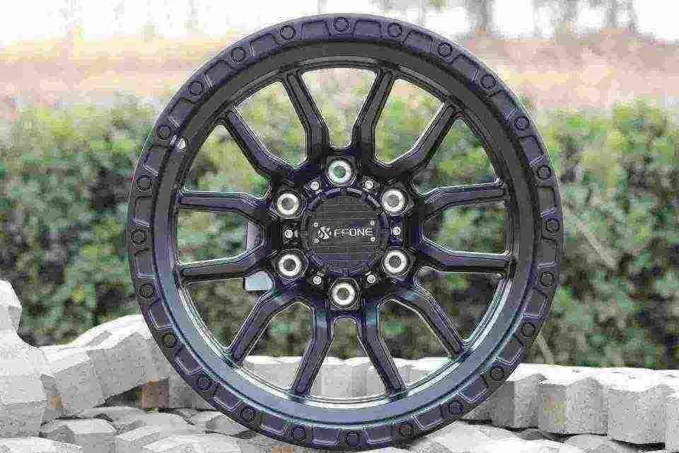 Кованые диски Ju-Tuning FF-05 чёрный мат R17 6x139.7 / 6x135 на внедорожники и пикапы