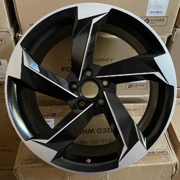 Кованые диски Ju-Tuning FG373 благородный чёрный R19 5x112 на Audi A4-A8/Q7, VW