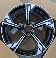 Кованые диски Ju-Tuning HJ0070 чёрный глянец R18–R21 5x120 / 5x112 на BMW 3/5/7, X5/X6