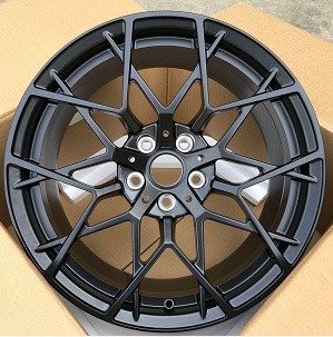 Кованые диски Ju-Tuning CO5028 чёрный глянец R21 5x120 на AITO, Li Auto, Xiaomi, Zeekr