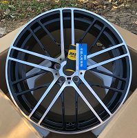 Кованые диски Ju-Tuning HJ1186 чёрный глянец R19–R20 5x112 на BMW G-серии, X3-X7
