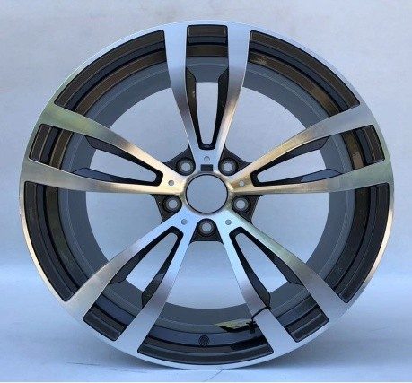 Кованые диски Ju-Tuning HJ0180 чёрный глянец R20 5x120 на BMW 3/5/7, X5/X6