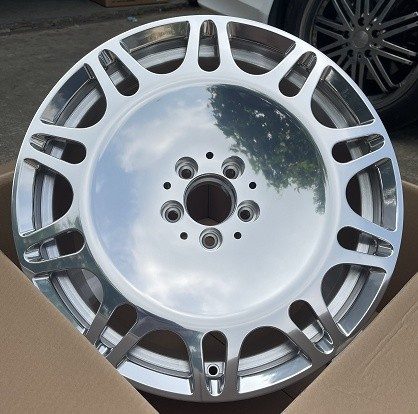 Кованые диски Ju-Tuning HJ0061 зеркальная полировка R17–R20 5x112 на Mercedes C/E/S, GLC, GLE