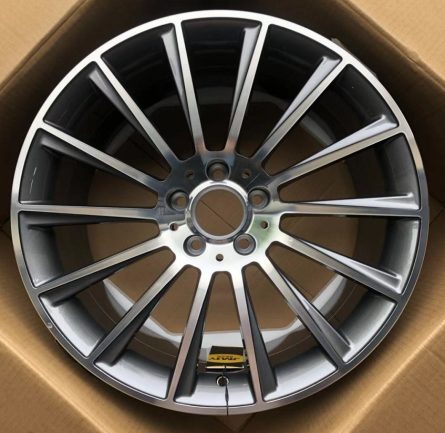 Кованые диски Ju-Tuning HJ0006 чёрный глянец R17–R20 5x112 на Mercedes C/E/S, GLC, GLE