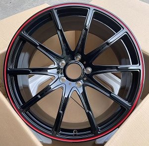 Кованые диски Ju-Tuning HJ0113 чёрный глянец R19–R23 5x112 / 5x130 на Mercedes C/E/S, GLC, GLE