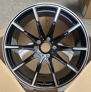 Кованые диски Ju-Tuning HJ0113 чёрный глянец красные канавки R21–R23 5x130 на Mercedes G-класс