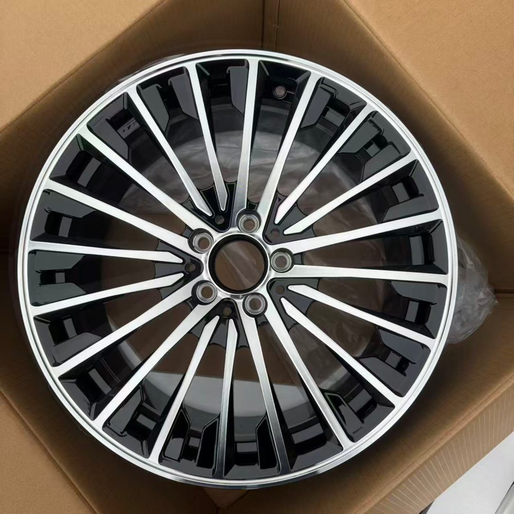 Кованые диски Ju-Tuning JX0407 чёрный глянец R19 5x112 на Mercedes C/E/S, GLC, GLE