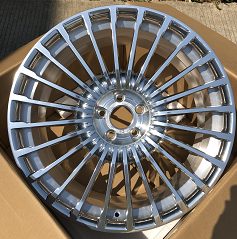Кованые диски Ju-Tuning HJ0037 зеркальная полировка R18–R23 5x112 на Mercedes C/E/S, GLC, GLE