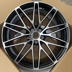 Кованые диски Ju-Tuning HJ0079 чёрный глянец R20–R22 5x130 / 5x112 на Porsche Cayenne, Panamera — фото 2
