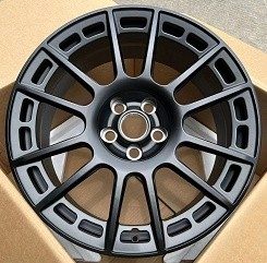 Кованые диски Ju-Tuning HJ0206 чёрный мат R20 5x120 на Range Rover, Defender