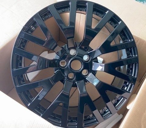 Кованые диски Ju-Tuning FG831 чёрный глянец R21–R22 5x120 на Range Rover, Defender