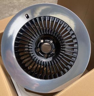 Кованые диски Ju-Tuning HJ0331 чёрный глянец R21–R23 5x120 на Range Rover, Defender