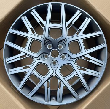 Кованые диски Ju-Tuning JX0592 чёрный мат R22–R23 5x120 на Range Rover, Defender
