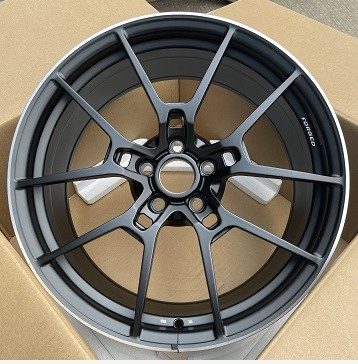 Кованые диски Ju-Tuning HJ0231 чёрный мат R18–R19 5x114.3 / 5x112