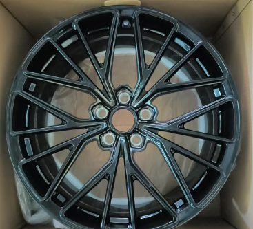 Кованые диски Ju-Tuning HJ0486 чёрный глянец R19–R20 5x112 / 5x120 / 5x114.3