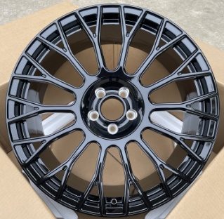 Кованые диски Ju-Tuning CP6209 чёрный глянец R20 5x120