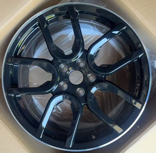 Кованые диски Ju-Tuning HJ0510 чёрный глянец R19–R21 5x114.3 на AITO, Li Auto, Xiaomi, Zeekr