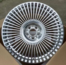 Кованые диски Ju-Tuning JX0401 чёрный глянец R20–R23 5x120 на Range Rover, Defender — фото 2