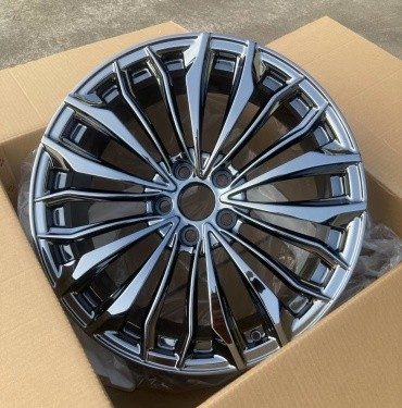 Кованые диски Ju-Tuning HJ0379 чёрный хром R19–R20 5x114.3 на Camry, RAV4, Lexus