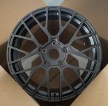 Кованые диски Ju-Tuning RGWC911 матовый стальной серый R20–R21 5x130 на Porsche Cayenne, Panamera