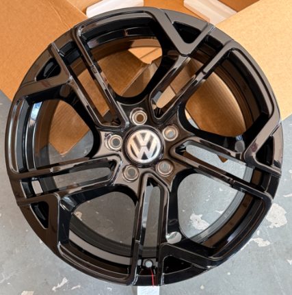 Кованые диски Ju-Tuning RGWX2570 чёрный R18–R19 5x112 на Audi A4-A8/Q7, VW