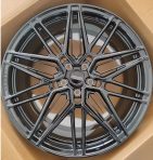 Кованые диски Ju-Tuning RGWC5806 чёрный глянец повышенного блеска R22 5x130 на Mercedes G-класс